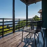 Vathyskia Konukevi 4*
