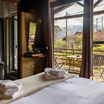 Pensión Vathyskia 4*