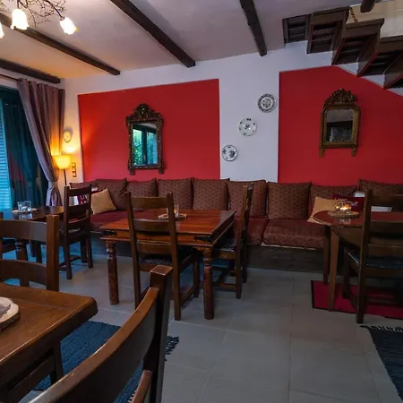 Vathyskia Guest house