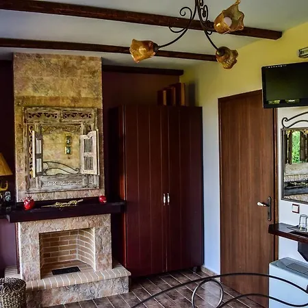 βαθύσκια Πανσιόν Κάτω Τρίκαλα Κορινθίας