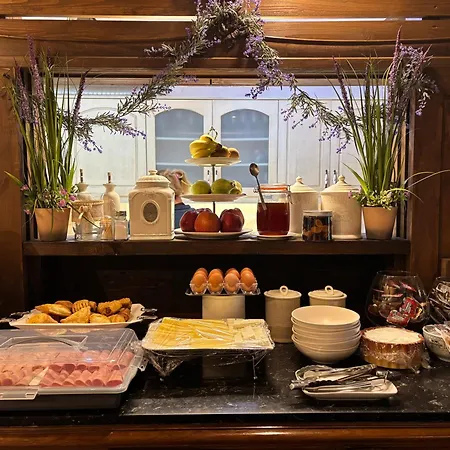 Vathyskia Pensionat 4*