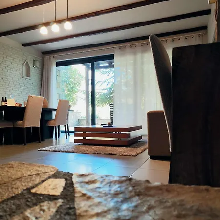 βαθύσκια Πανσιόν Κάτω Τρίκαλα Κορινθίας