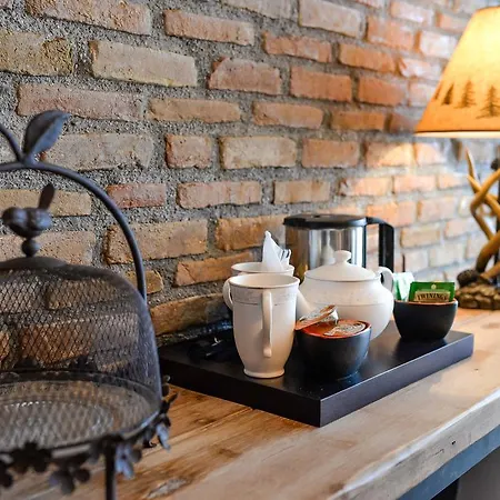 Πανσιόν βαθύσκια 4*