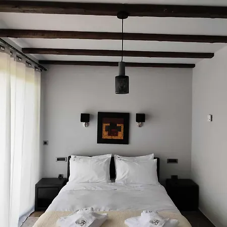 βαθύσκια Πανσιόν Κάτω Τρίκαλα Κορινθίας