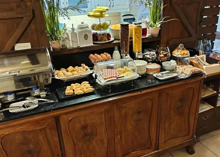 ゲストハウス Vathyskia